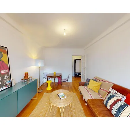 アパート Joivy Delightful Flat Near Champ De Mars パリ